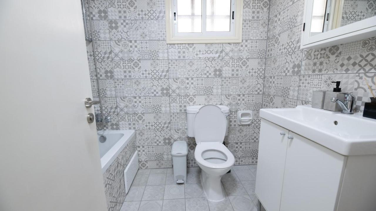 Beautiful Apartment In Harbour Paphos, Central & Close To Beach Exteriér fotografie